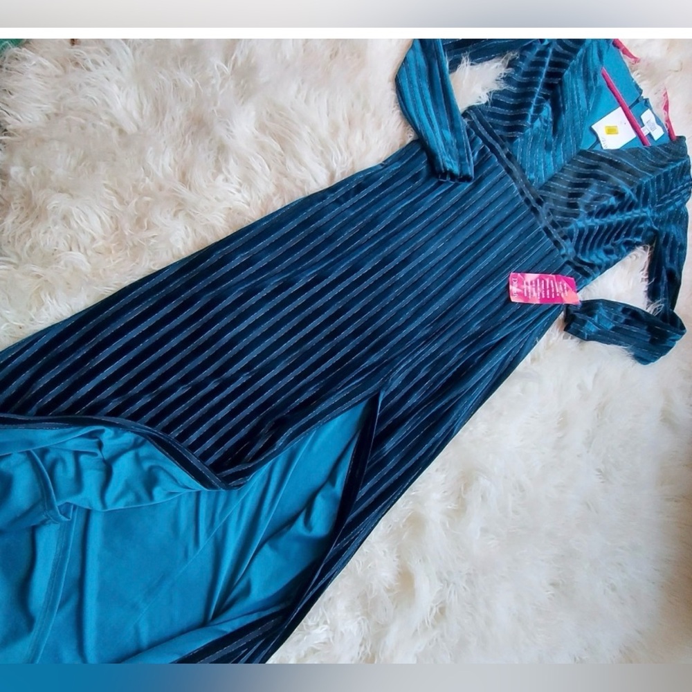 Badgley Mischka Teal Velvet Dress
